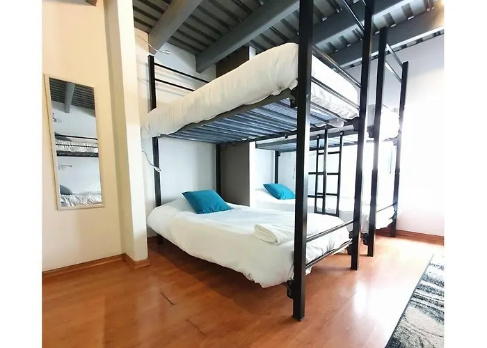 Habitacion Para 8 Personas En Polanco Literas