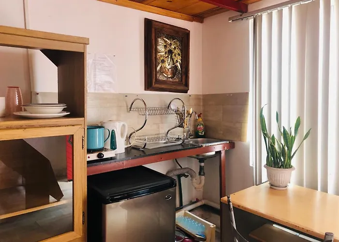 Estudios Y Depas En La Casacondesa