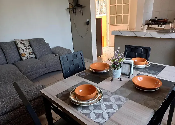 Nice Apartamento. 5 Minutos Del Aeropuerto.