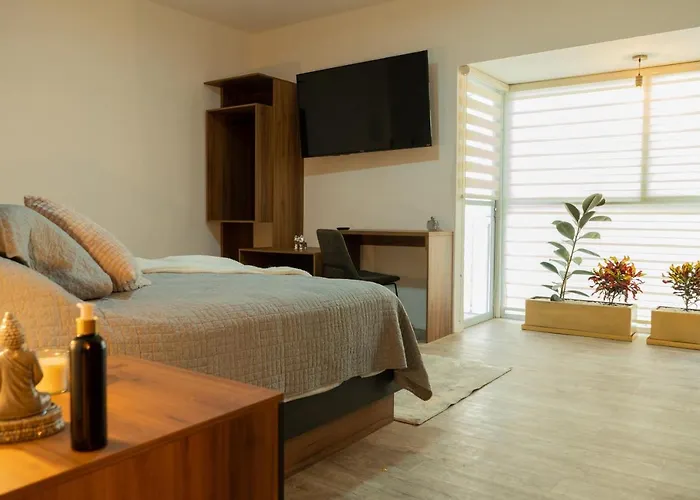 Reforma - Suite 4 De Lujo En Naploes Cama Queen Size
