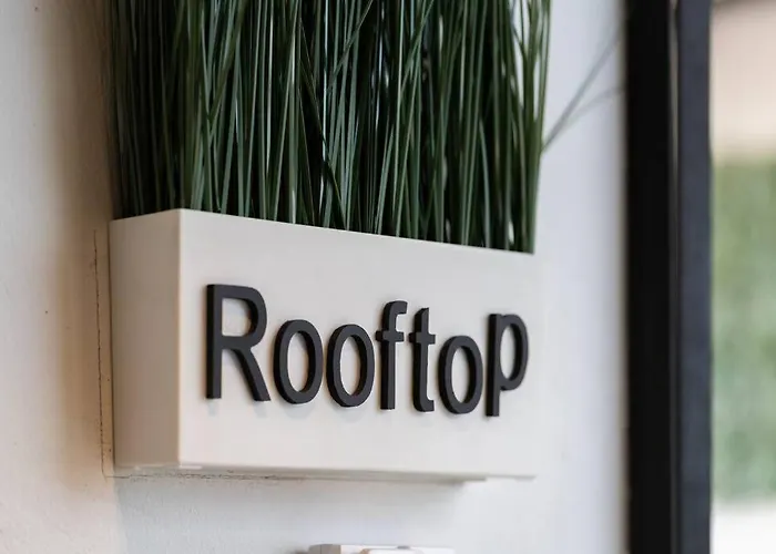 P501 Central 2Bdrm 2Bath Ac Rooftop