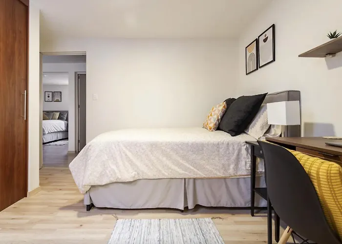 Bedroom With Private Bathroom In Roma Norte In Mexico City