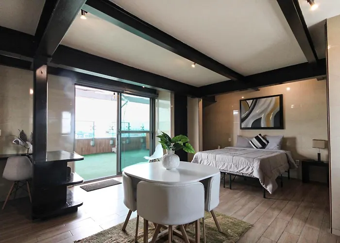 INCREIBLE mini loft privado con baño (B)