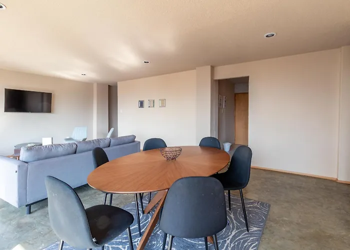 Polanco Flat - Laundry- Parking-Elevator-Sleeps 10