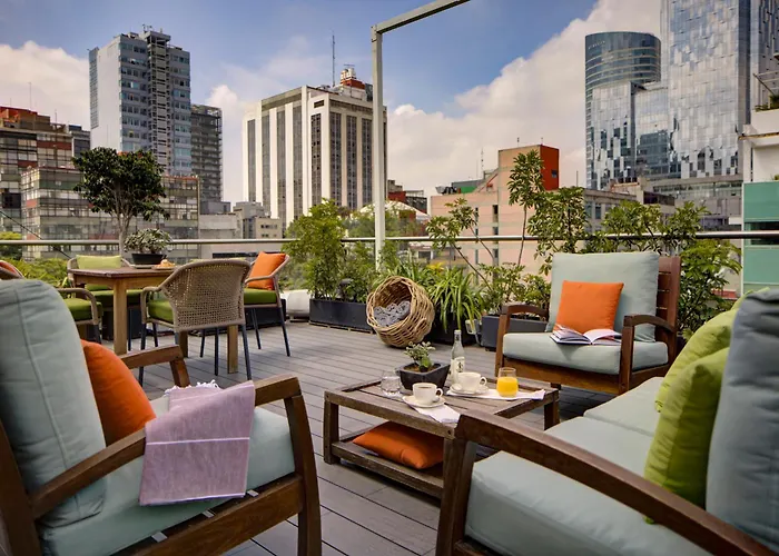 Reforma Guest House