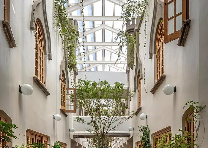 Hotel Parian