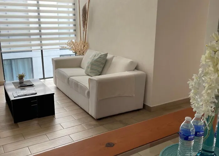 Departamento Cerca Aeropuerto, Foro Gnp, Autodromo