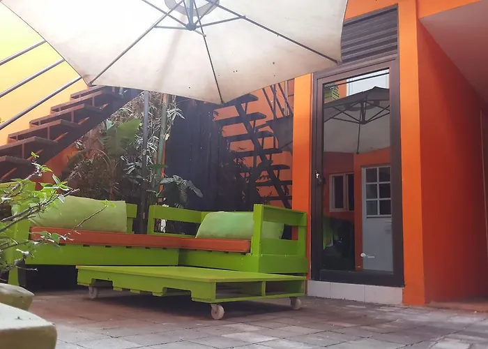 Mambu Hostal