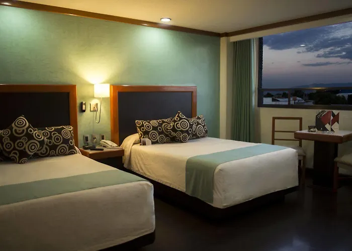 Hotel Abastos Plaza