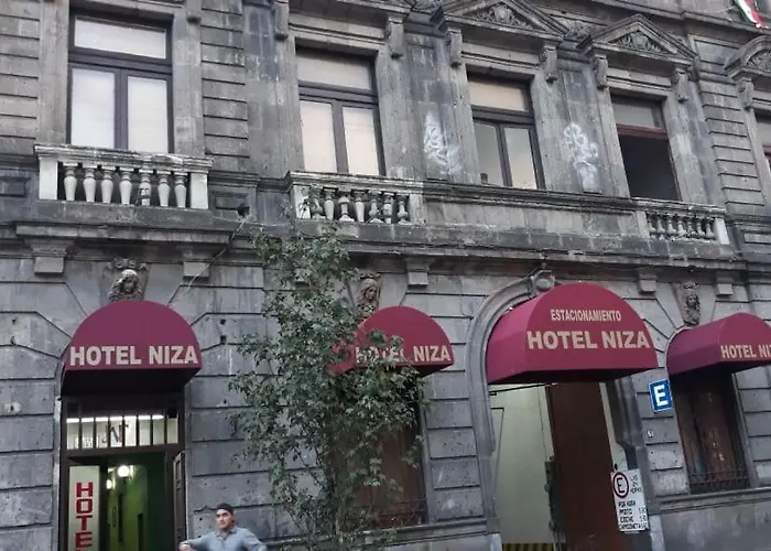 Hotel Niza