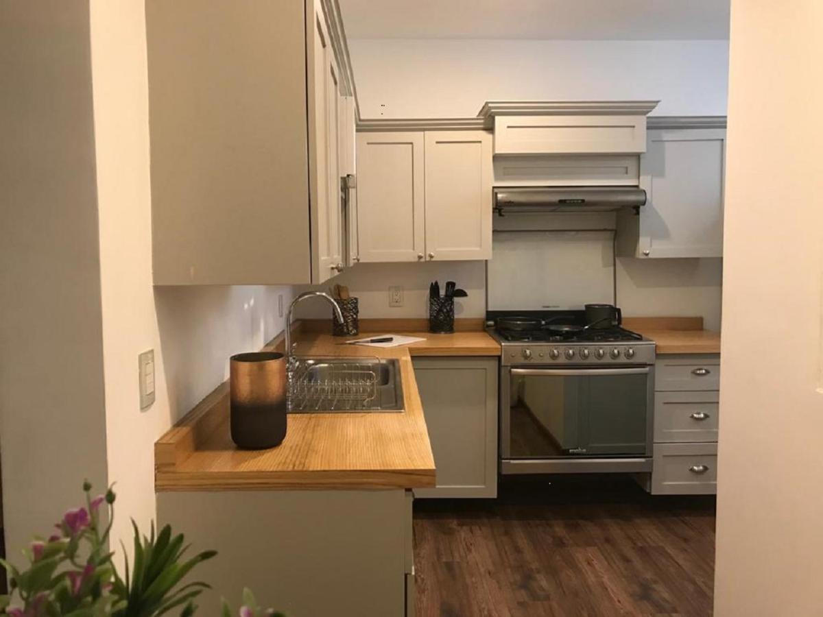 Casa Donceles Apt 4, Prime Location, Super Spacious!!
