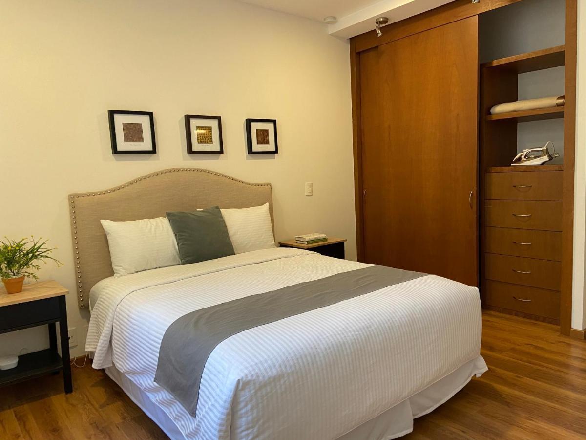 Casa Donceles Apt 8, Prime Location, Super Spacious!! * México DF