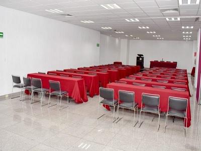 Del Prado Hotel 4*