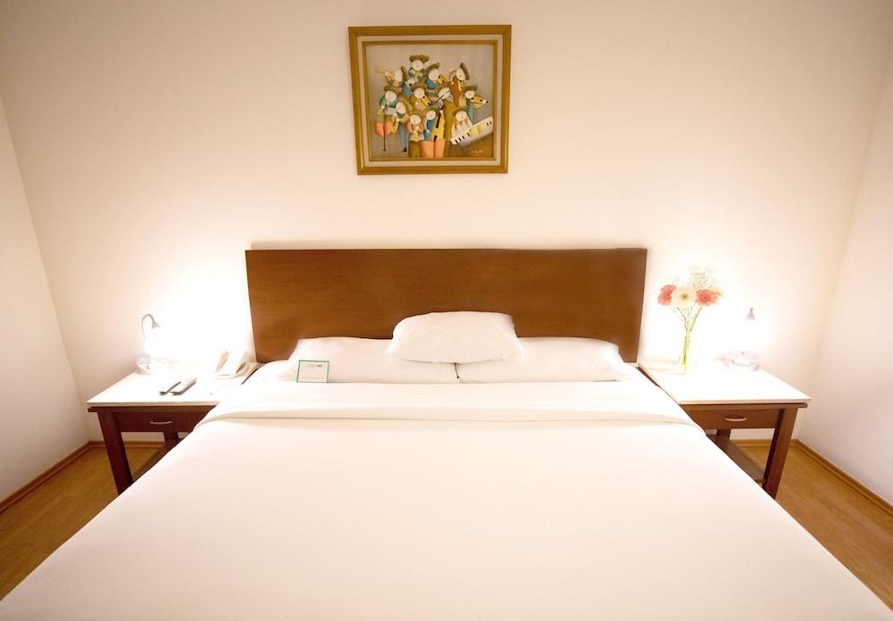 L'heritage Aristoteles 140 By Bluebay Apartment *