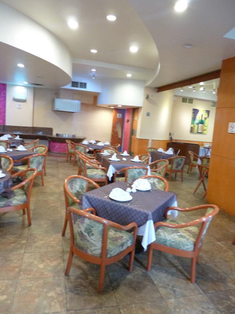 Hotel Mandarín Cartón