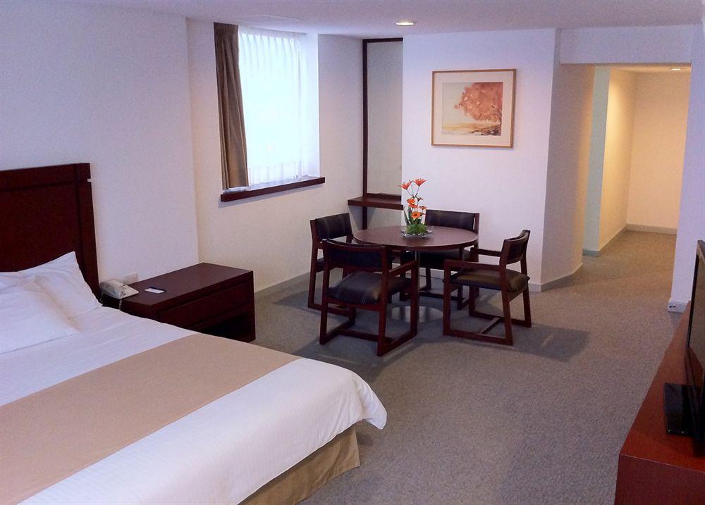 Del Prado Hotel