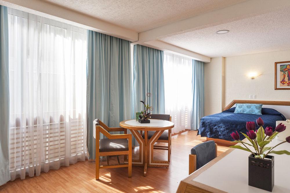 Hotel Casa Blanca