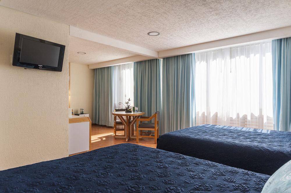Casa Blanca 4*