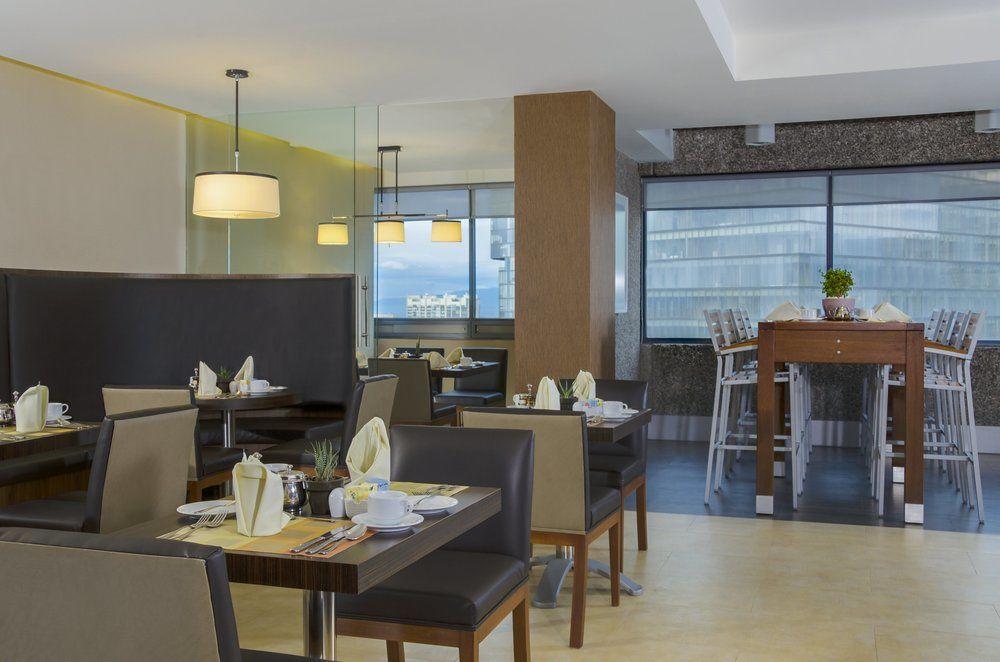 Sheraton Santa Fe Hotel