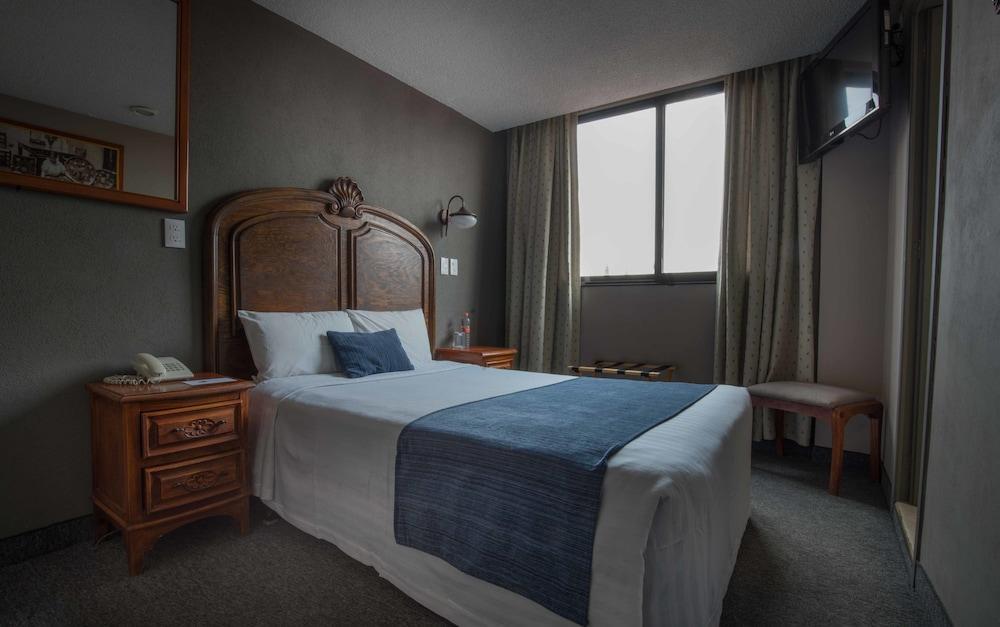 Canada Hotel 4*