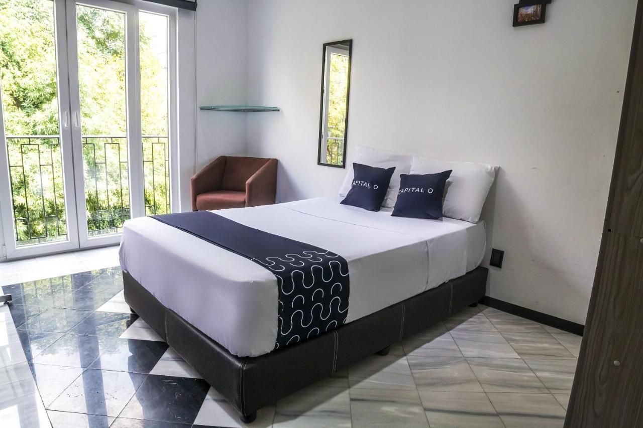 Hotel Caravansaro Goldsmith 126