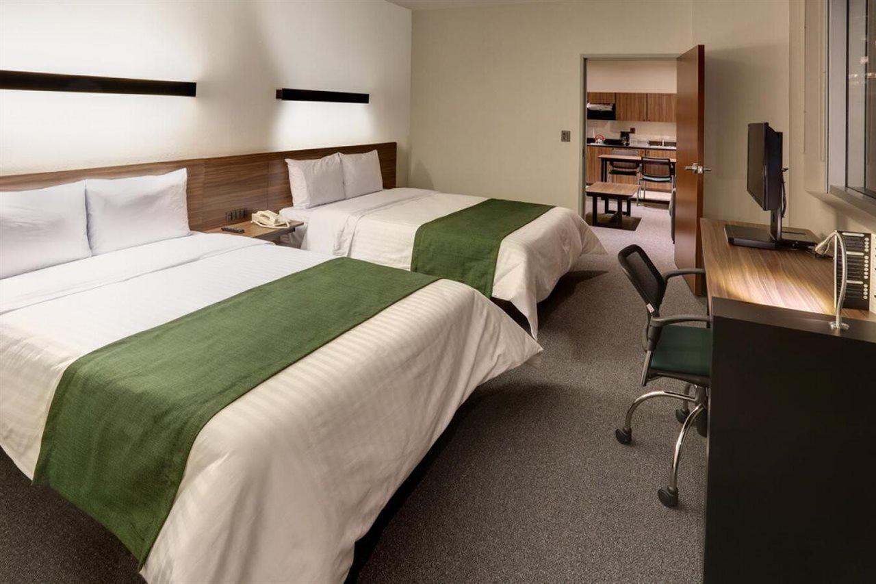 Aparthotel Express By Marriott Ciudad De Santa Fe 4*