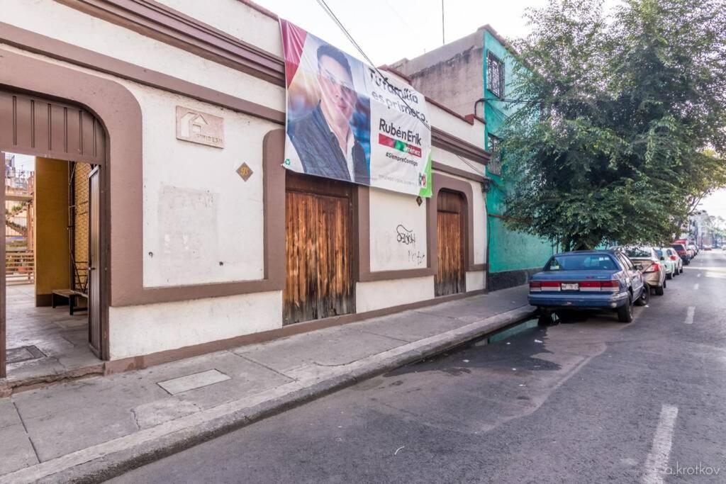 Full Apartment, Downtown On Foot Apartamento