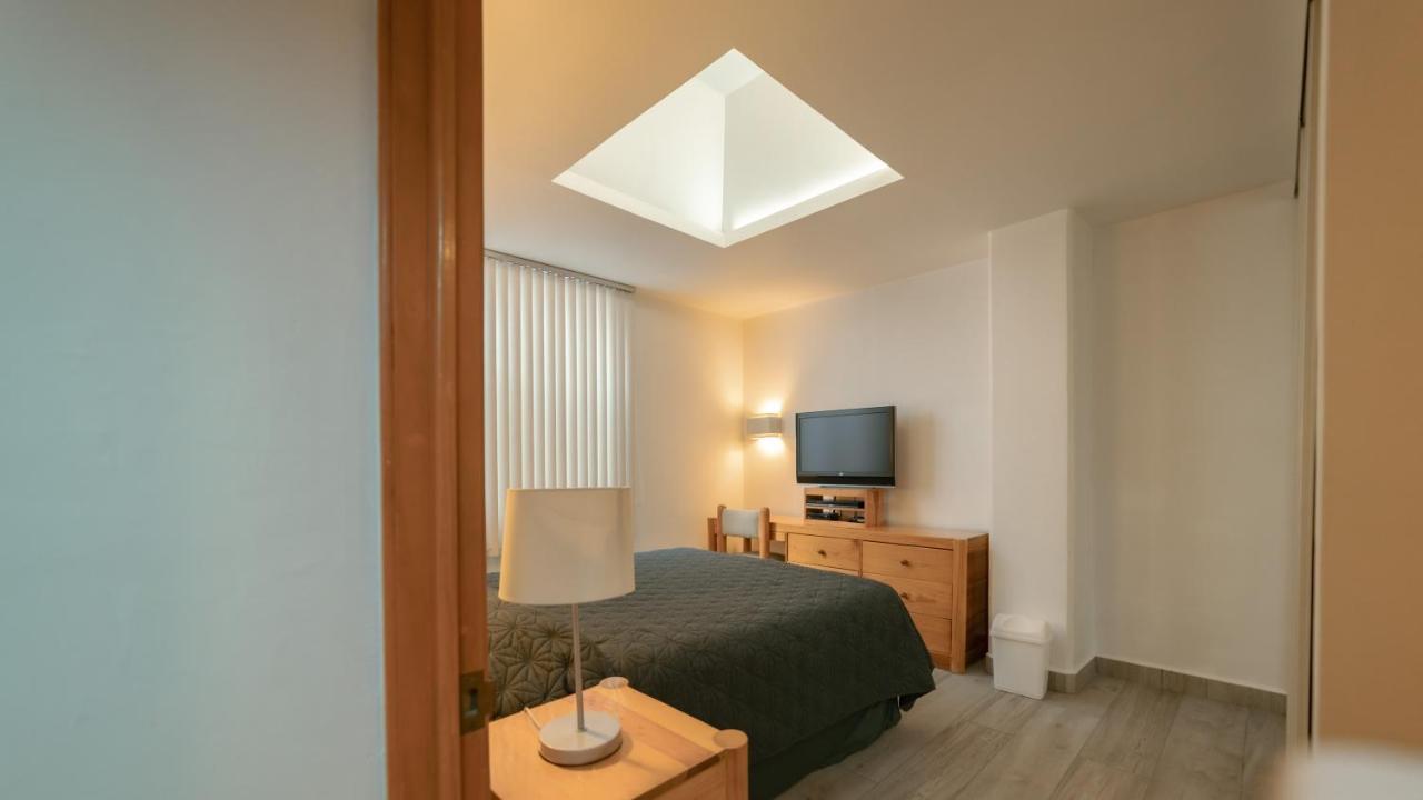 Hotel Arquimedes 33 *