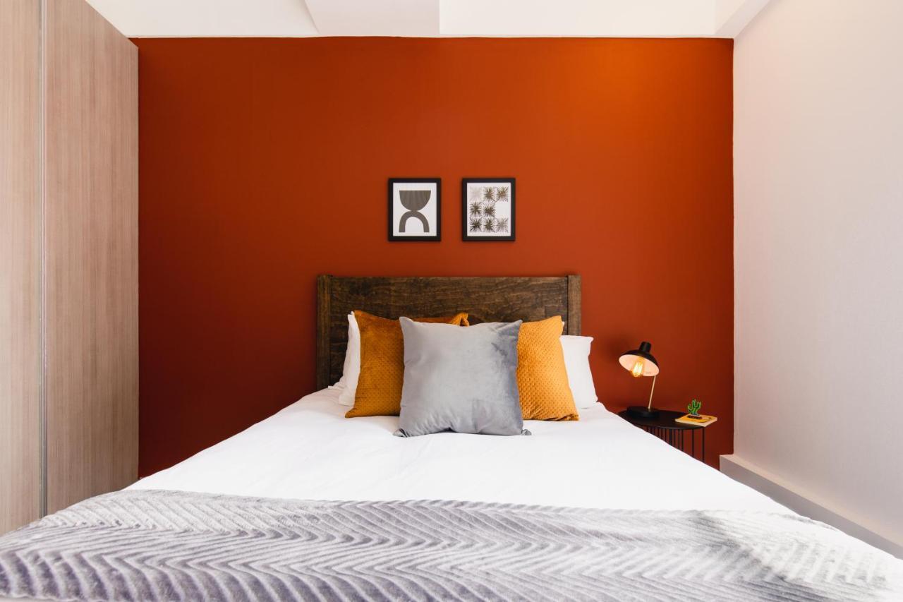 Luxurious 3 Bedroom 2 Ba In Chic Polanco District