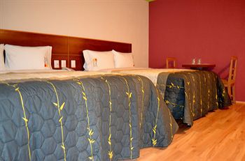 Hotel & Panama 4*