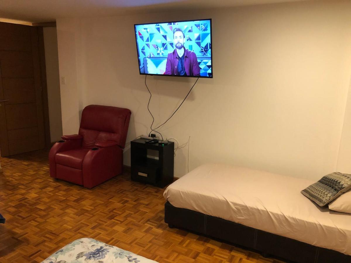 Caravansaro Vazquez De Mella 347 Polanco * Cidade do México