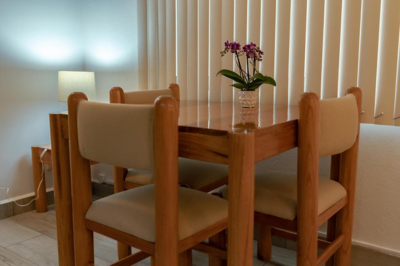 Hotel Arquimedes 33