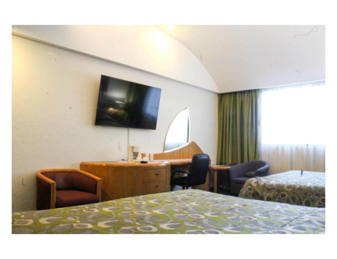 Hotel Mandarín Cartón