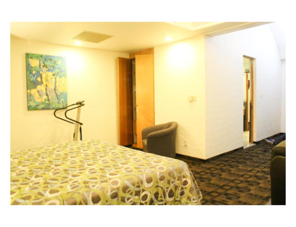 Mandarín Cartón Hotel 2*