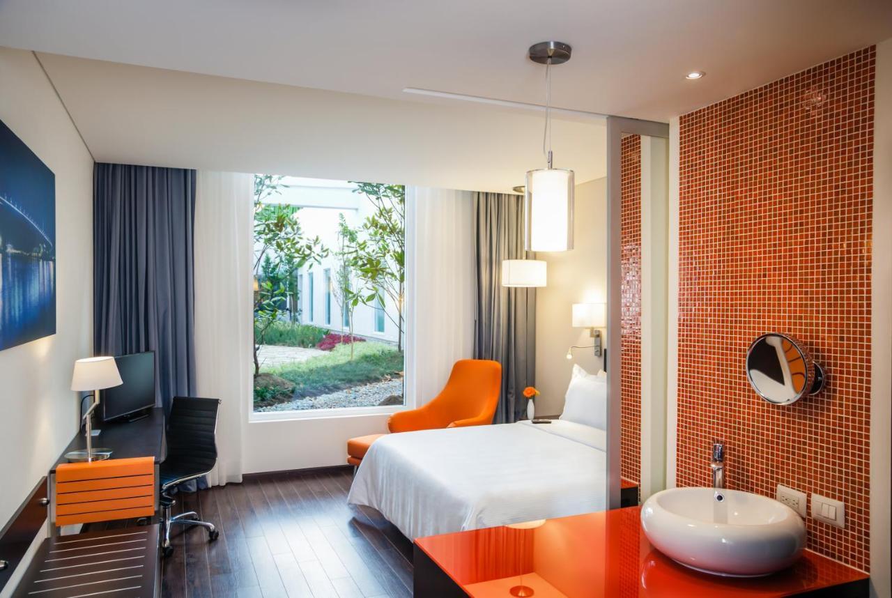 Fiesta Plaza Aeropuerto Hotel 4*