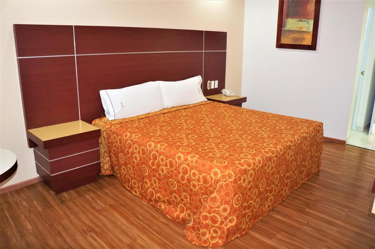 Hotel Del Rey 3*