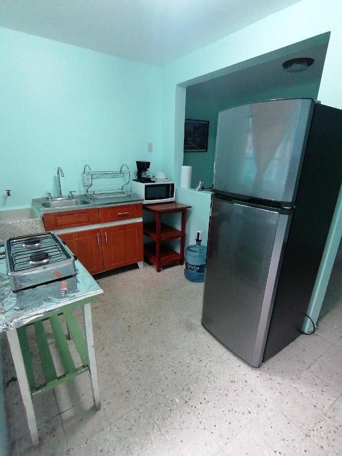 Departamento Cercano Al Aeropuerto T2, A 2 Calles