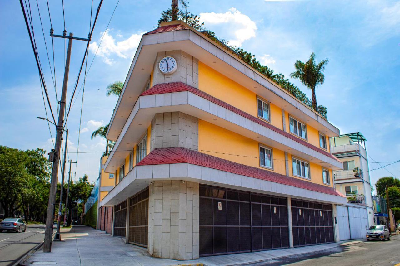 Hotel La Casa Del Reloj