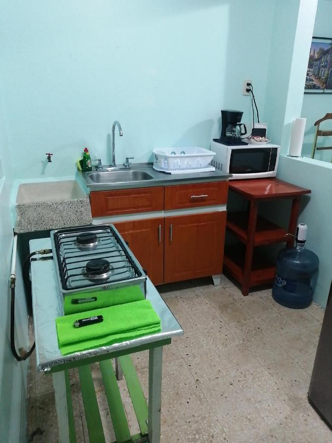Apartamento Departamento Cercano Al Aeropuerto T2, A 2 Calles *