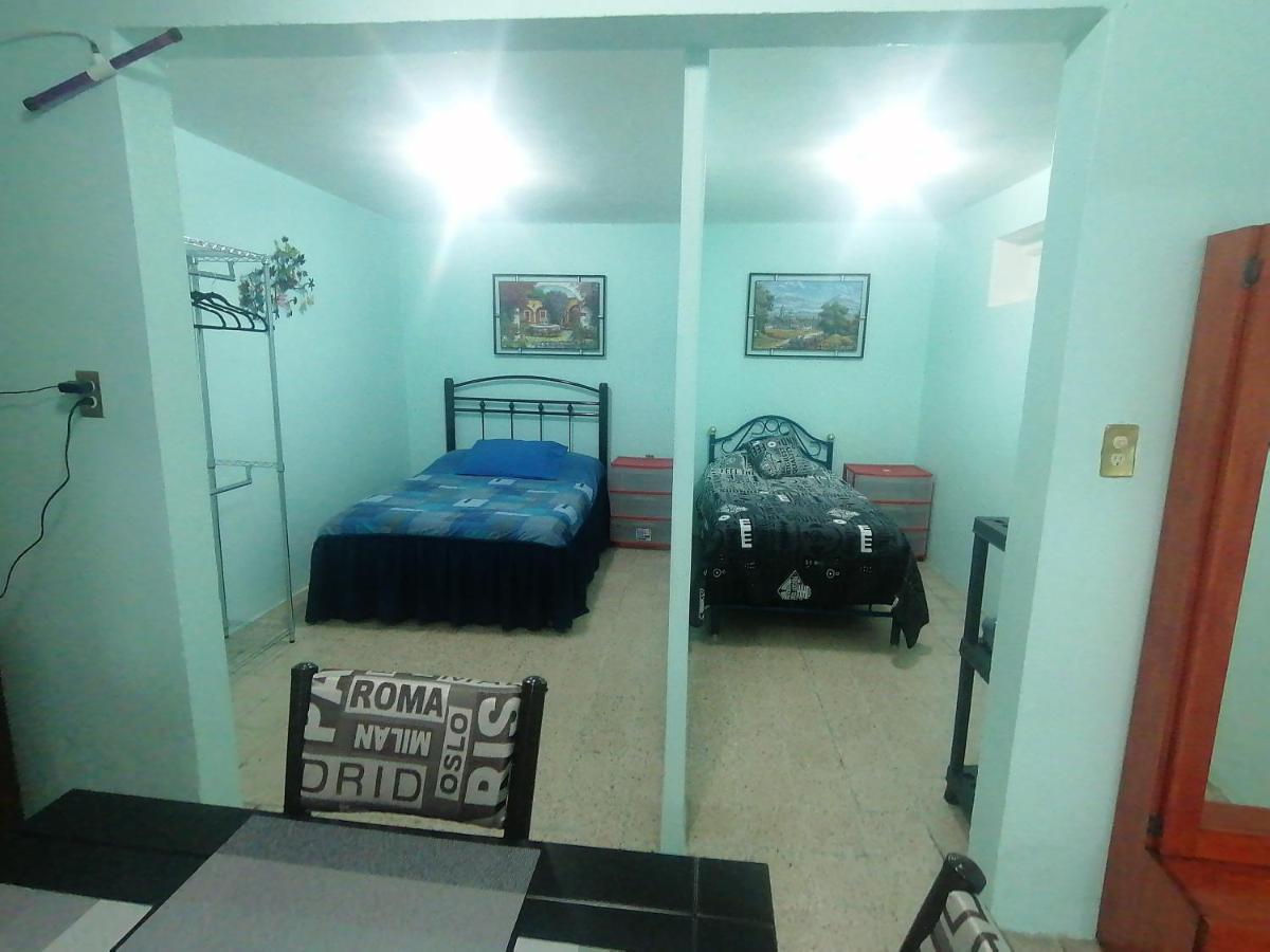 Departamento Cercano Al Aeropuerto T2, A 2 Calles Apartamento