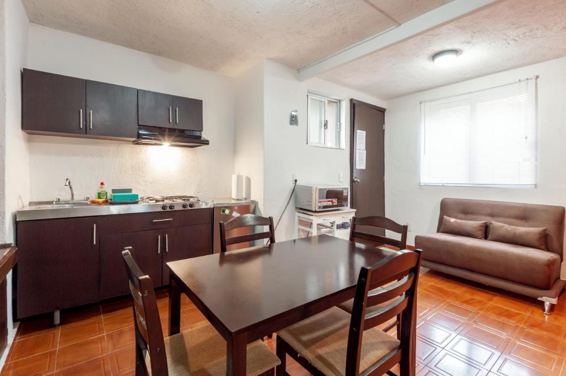 5a, Altavista, Garden House, Welcome To San Angel Apartment *