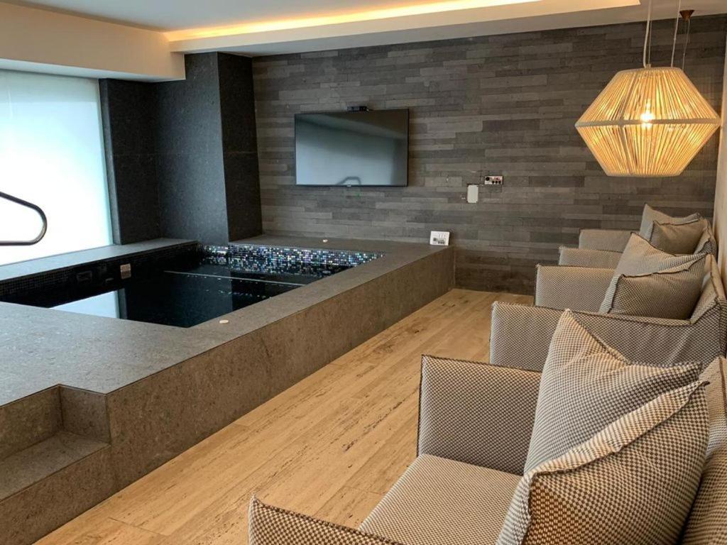 Yellow & Blue Hp - Sur Apartamento