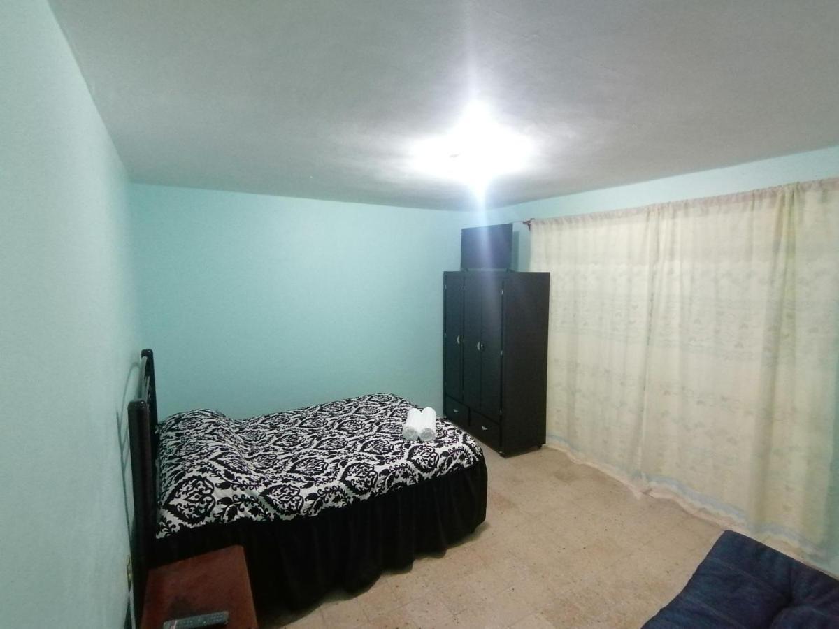 Apartamento Departamento Cercano Al Aeropuerto T2, A 2 Calles *
