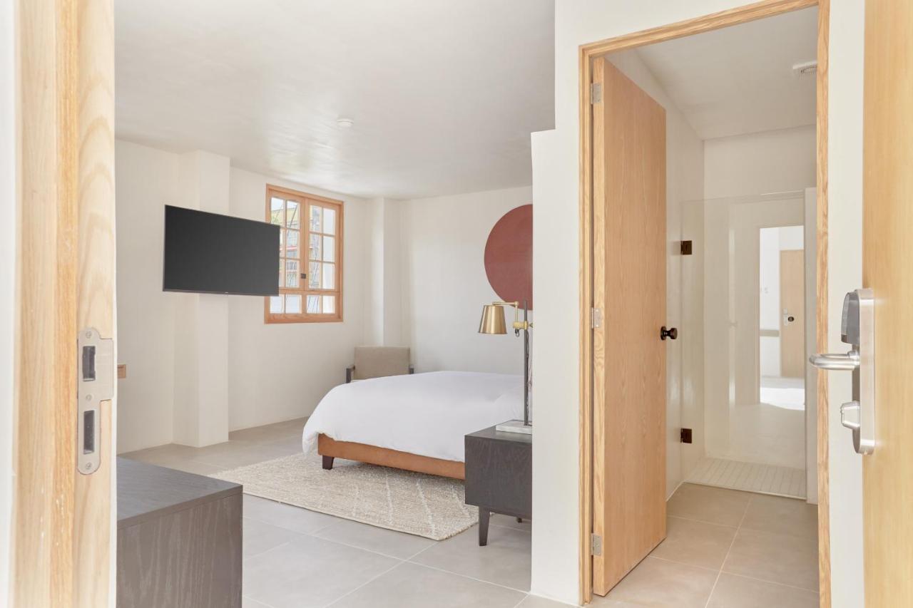 Sonder Parián 4*
