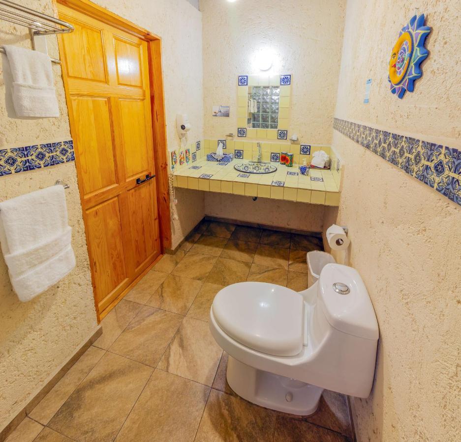 Mex Suites Casa Azul Bed & Breakfast 5*