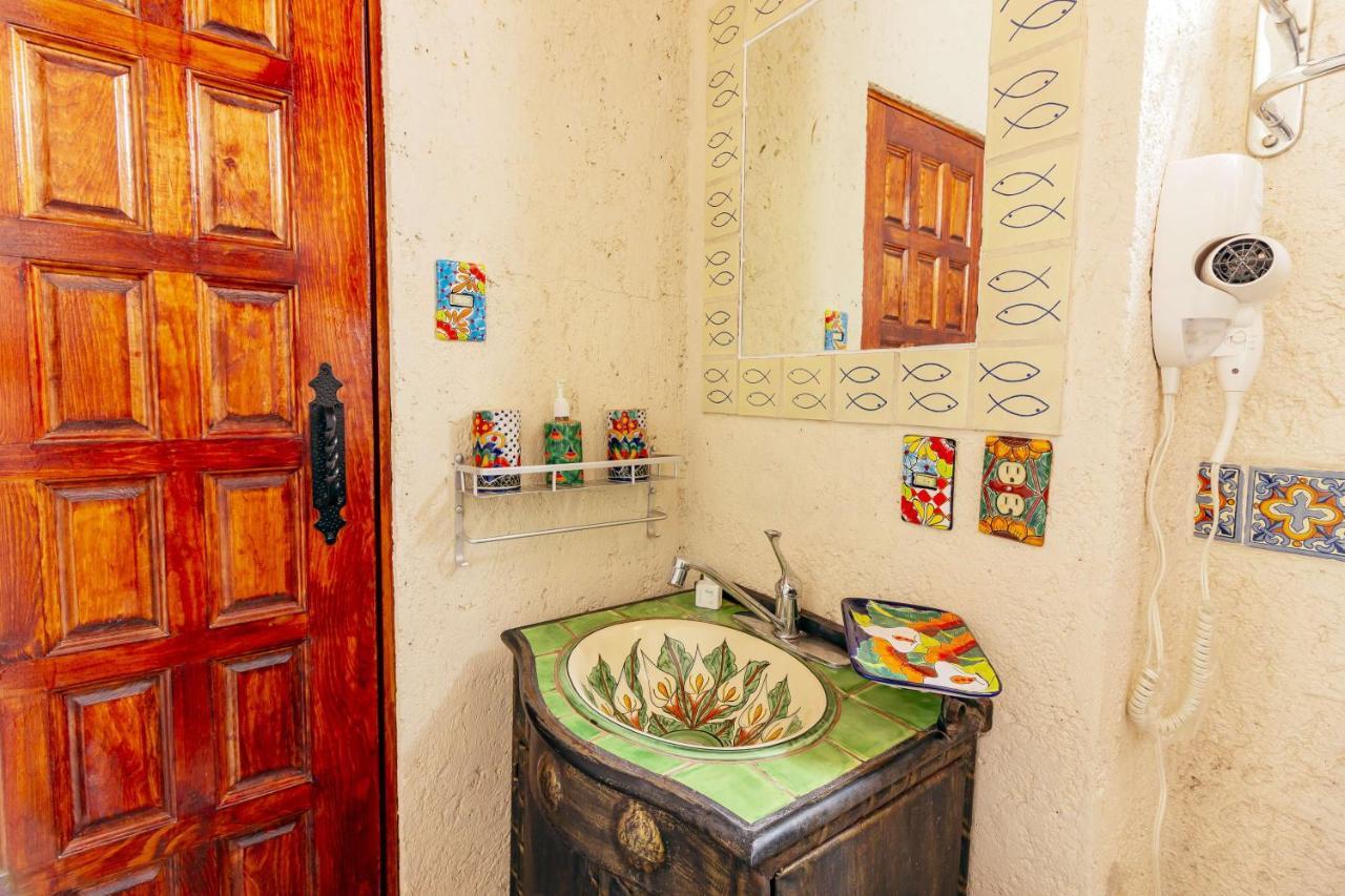 Mex Suites Casa Azul Bed & Breakfast 5*
