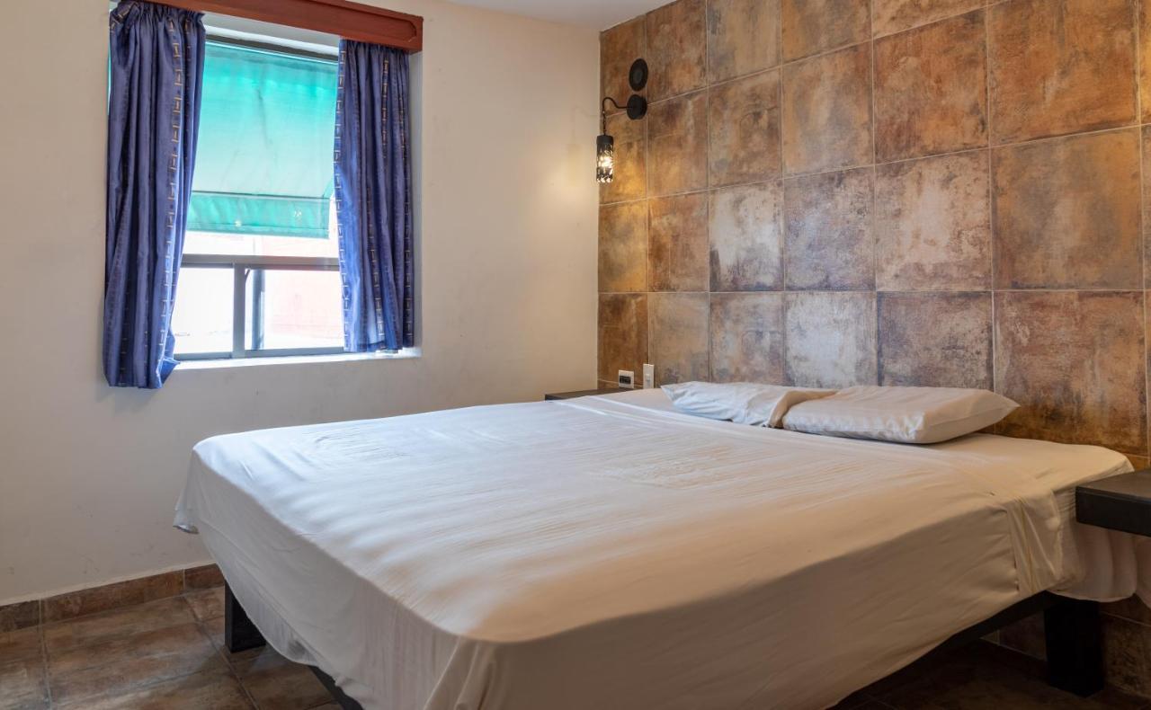 Hotel Florida 2*