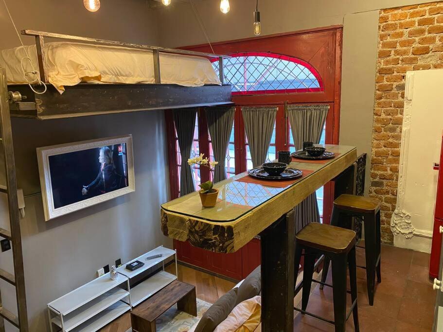 Estudio, En Casa De 1910, A Una Cuadra Del Angel * México DF