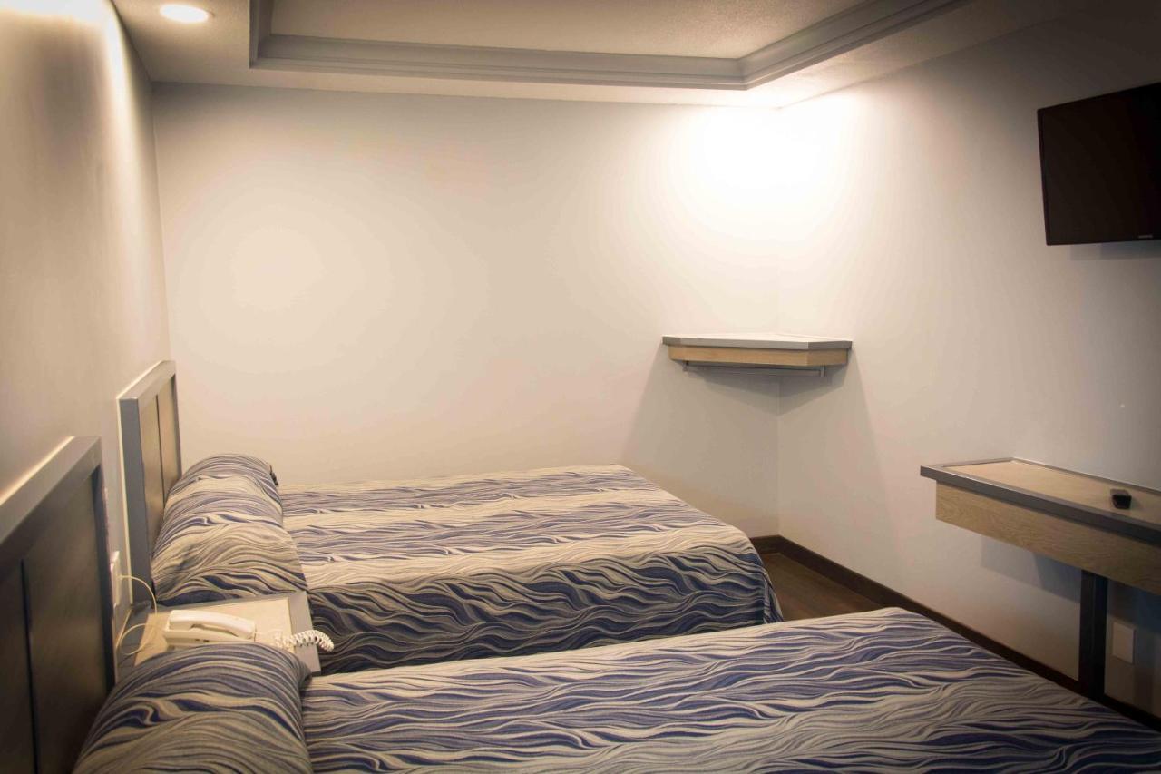 Hotel Antas 2*