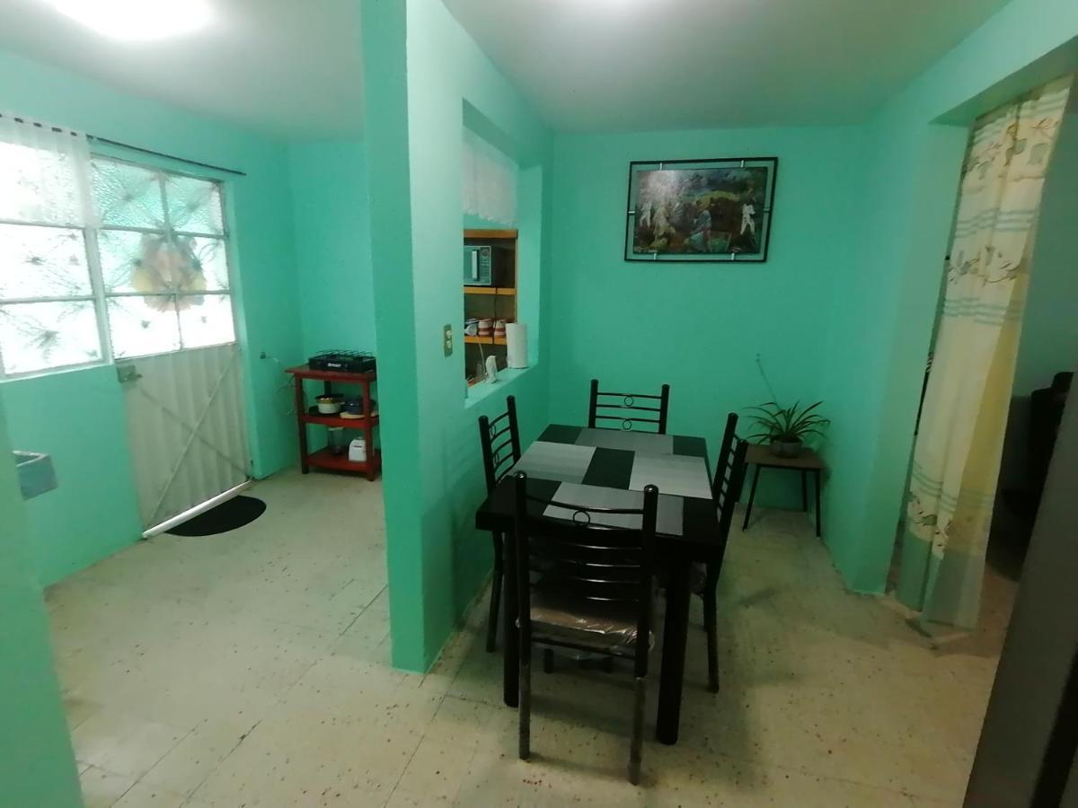 Departamento Cercano Al Aeropuerto T2, A 2 Calles
